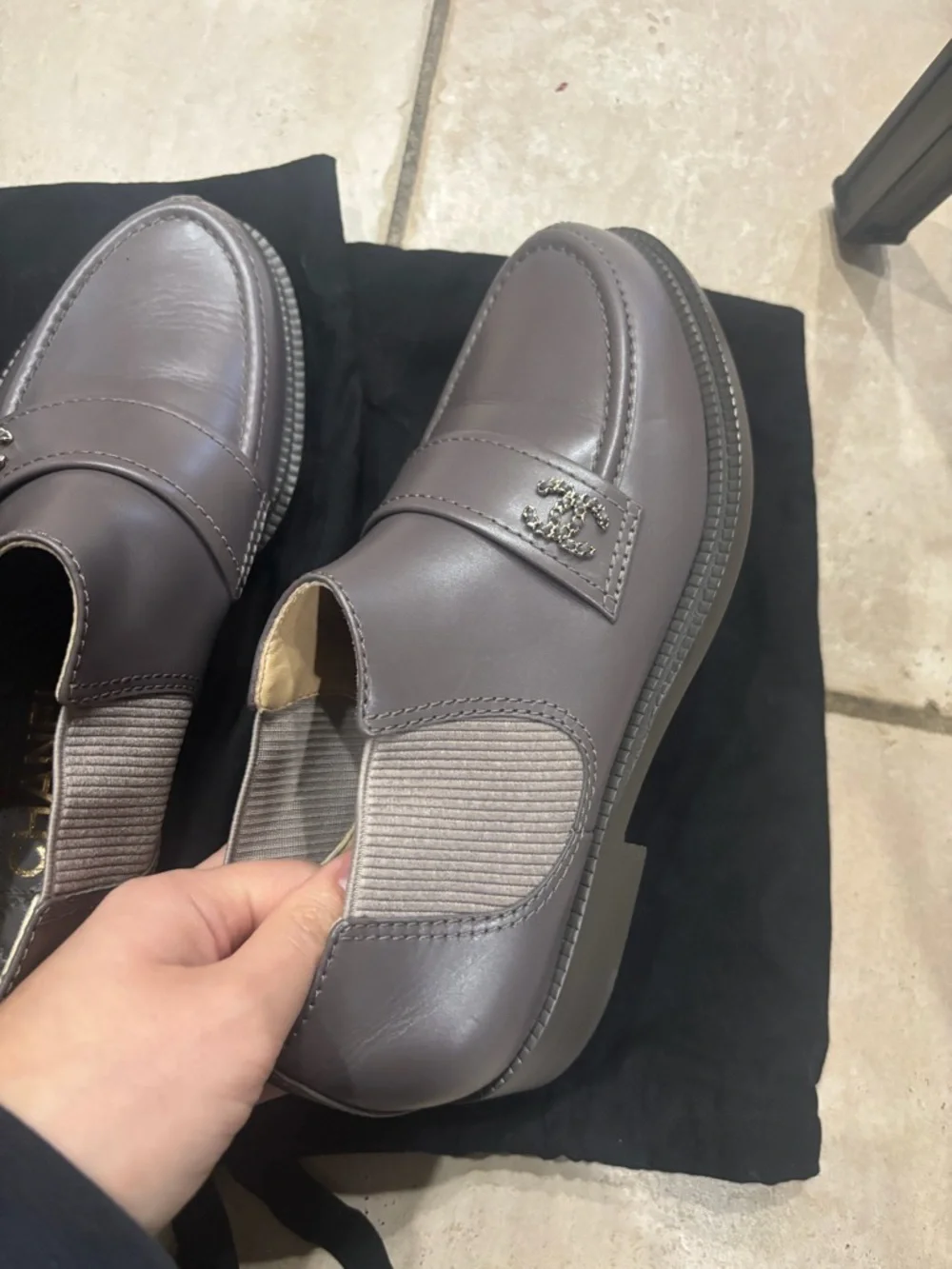 CHANEL Women's Leather Loafers with Gold Logo - Picture 13 of 15